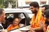 Kashi Mutt Swamiji arrives at Shri Venkataramana Temple